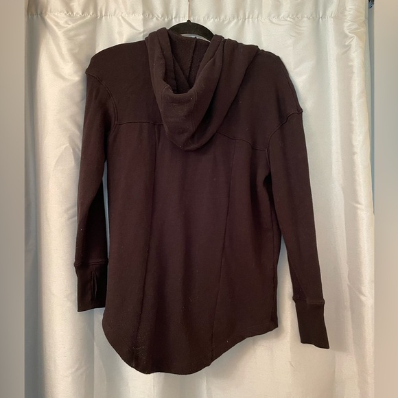 Mossimo black sweatshirt - Picture 3 of 3